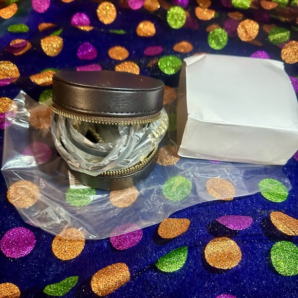 Brand New Tom  Ford Zip Around Black Crossbody Mini Bag Novelty GWP - Picture 10 of 16